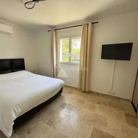 Bella Vista