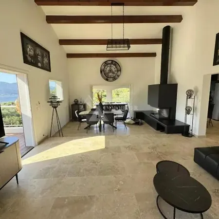 Bella Vista Villa *